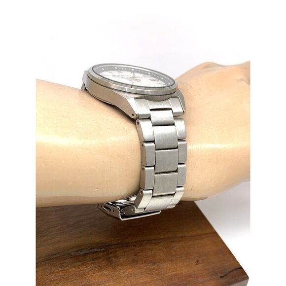 Seiko Men's Watch SBTH001 Quartz Silver Dial Date Stainless Steel 40mm $335 - Picture 12 of 14